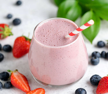 Try Herbal Magic's Protein-Packed Berry Low Sugar Smoothie Recipe!